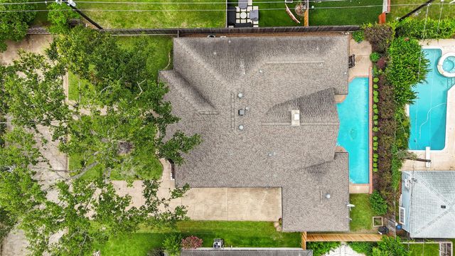 3030 Manila Lane, Houston, TX 77043