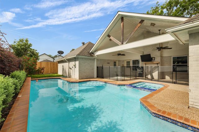 3030 Manila Lane, Houston, TX 77043