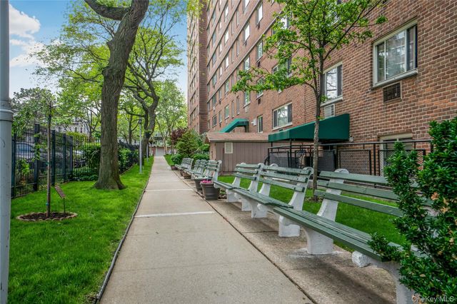 3965 52nd Street 9P, Woodside, NY 11377
