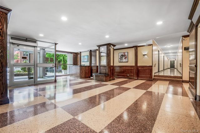 3965 52nd Street 9P, Woodside, NY 11377