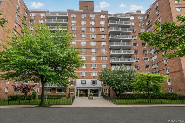 3965 52nd Street 9P, Woodside, NY 11377