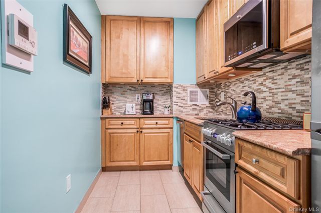 3965 52nd Street 9P, Woodside, NY 11377