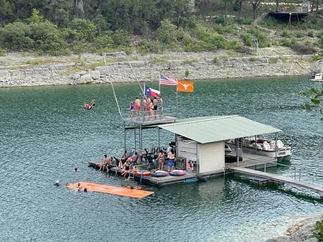 17803 Moon Rise CV, Jonestown, TX 78645