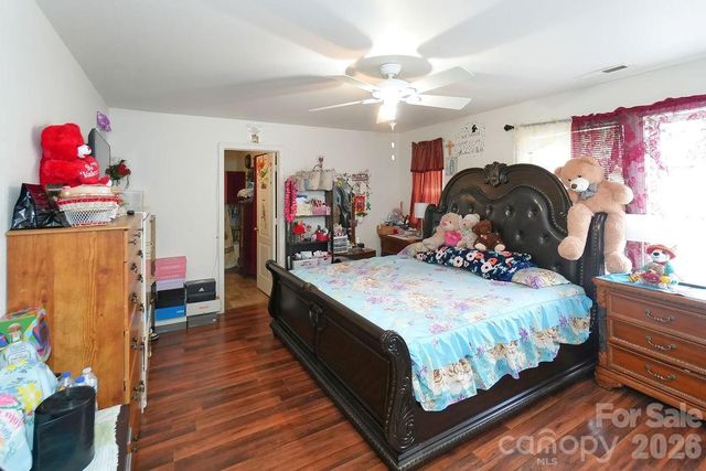 2443 Mint Thistle Court, Charlotte, NC 28269