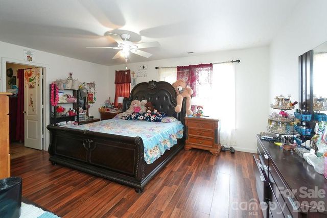 2443 Mint Thistle Court, Charlotte, NC 28269