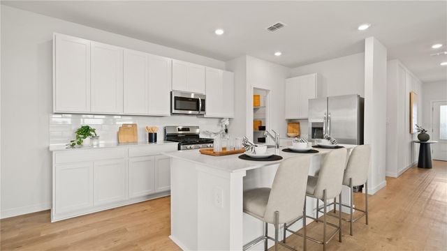 4136 EASTMINSTER ROAD, Davenport, FL 33837