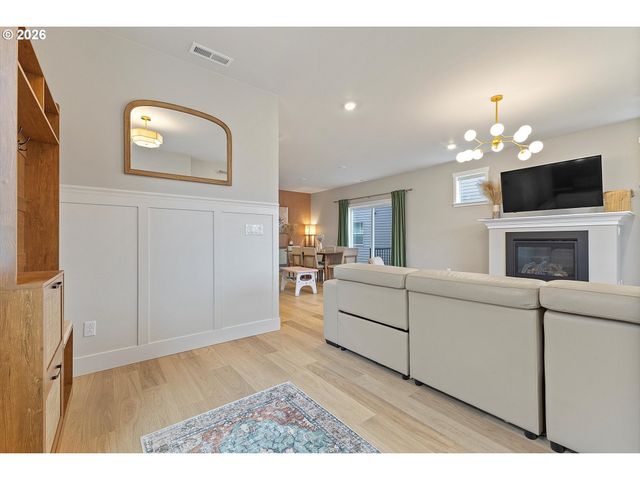 16542 Sw PERTH Rd, Portland, OR 97224