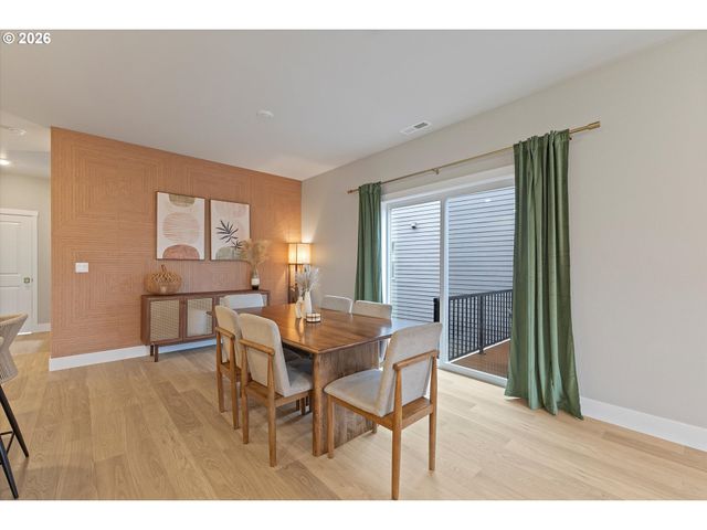 16542 Sw PERTH Rd, Portland, OR 97224