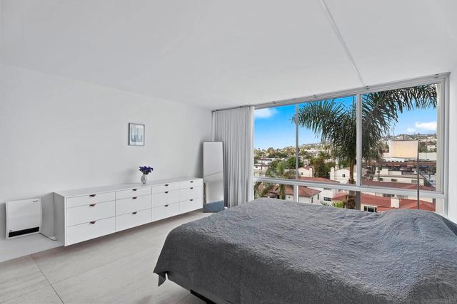 4944 Cass 604, San Diego, CA 92109