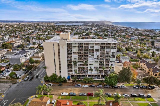 4944 Cass 604, San Diego, CA 92109