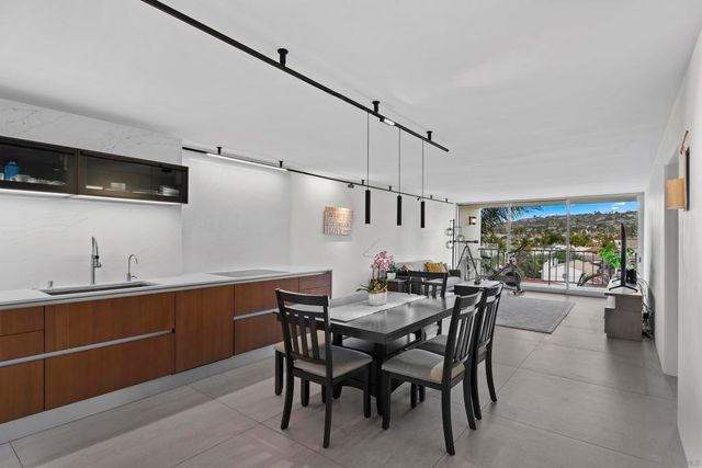 4944 Cass 604, San Diego, CA 92109