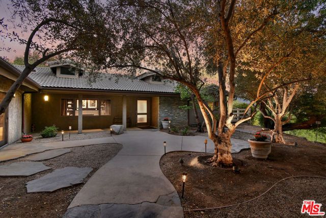 25700 Mulholland Highway, Calabasas, CA 91302