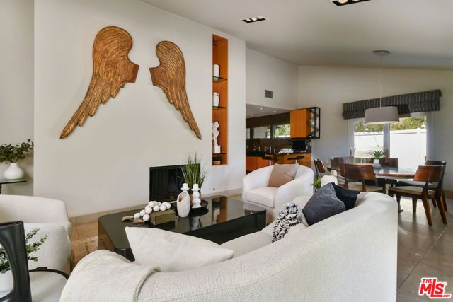 25700 Mulholland Highway, Calabasas, CA 91302