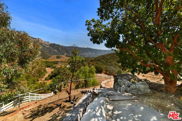 25700 Mulholland Highway, Calabasas, CA 91302