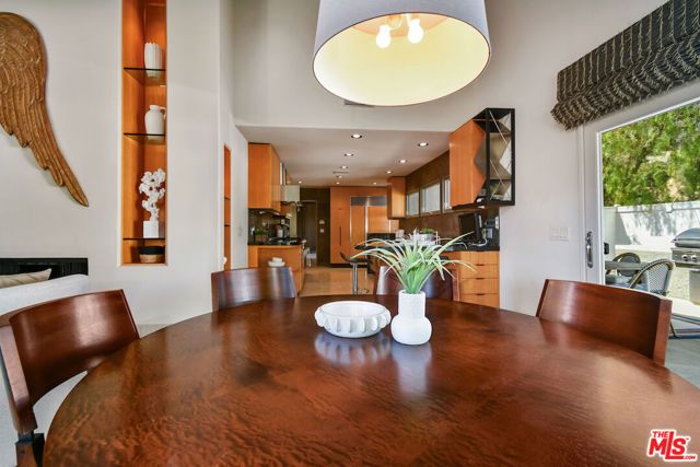 25700 Mulholland Highway, Calabasas, CA 91302