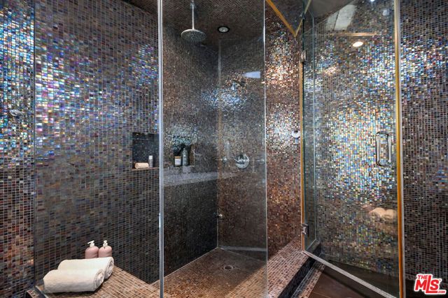 25700 Mulholland Highway, Calabasas, CA 91302