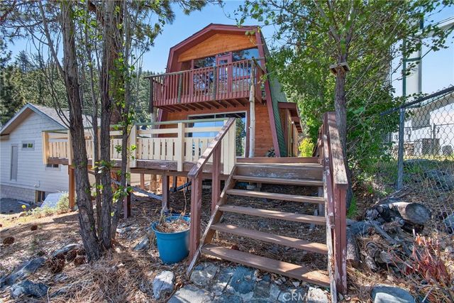 2068 Slippery Elm, Wrightwood, CA 92397