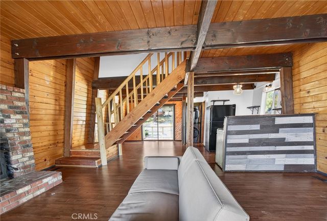 2068 Slippery Elm, Wrightwood, CA 92397