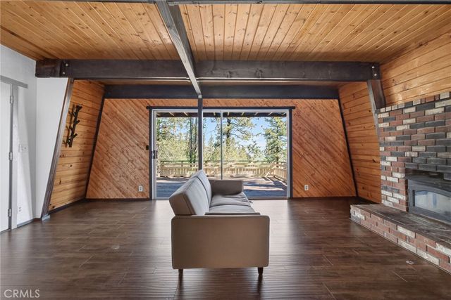 2068 Slippery Elm, Wrightwood, CA 92397