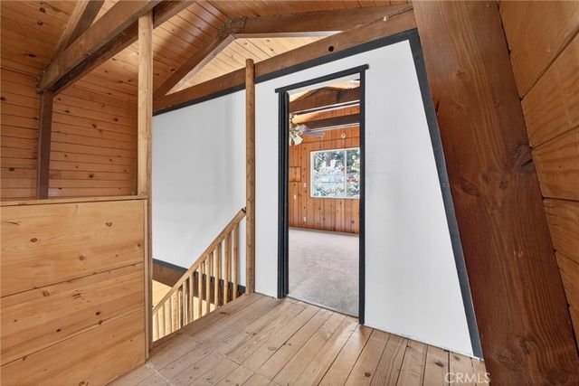 2068 Slippery Elm, Wrightwood, CA 92397