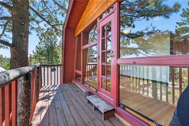 2068 Slippery Elm, Wrightwood, CA 92397