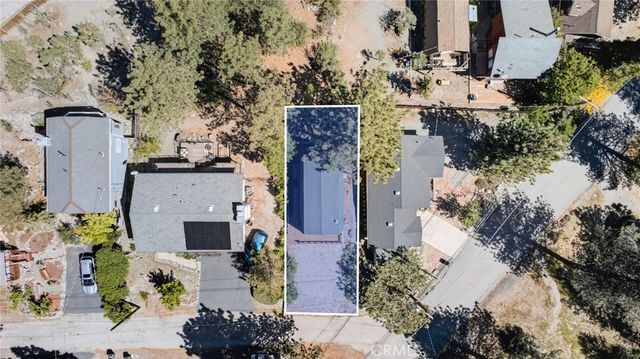2068 Slippery Elm, Wrightwood, CA 92397