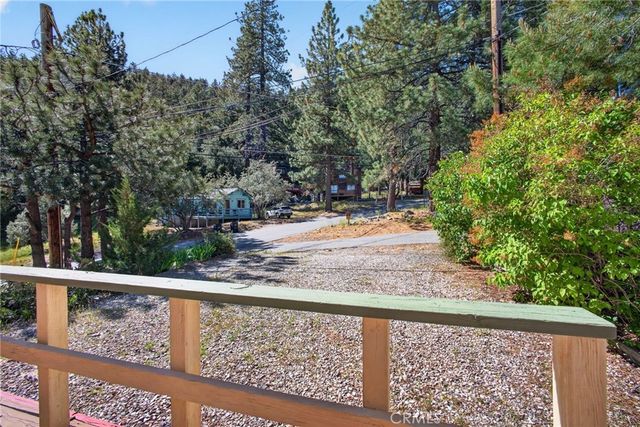 2068 Slippery Elm, Wrightwood, CA 92397