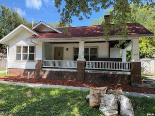 619 E OAK Street, Springfield, IL 62703