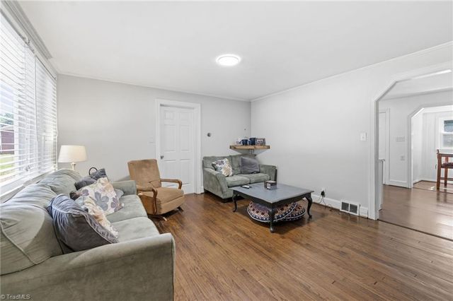 4015 Lexwin Avenue, Winston-salem, NC 27107