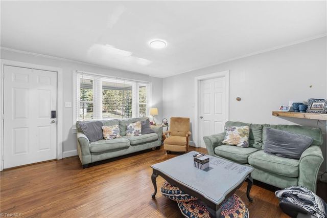 4015 Lexwin Avenue, Winston-salem, NC 27107