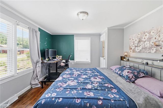 4015 Lexwin Avenue, Winston-salem, NC 27107
