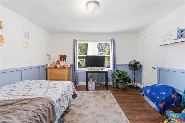 4015 Lexwin Avenue, Winston-salem, NC 27107