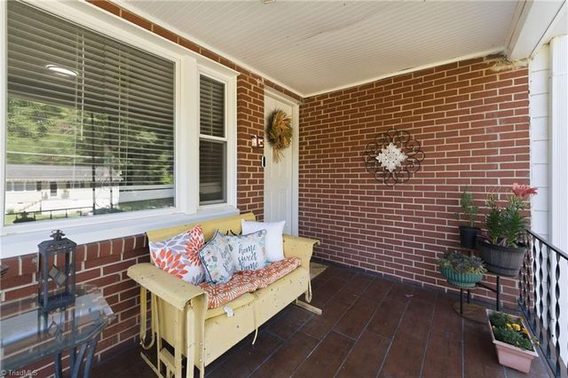 4015 Lexwin Avenue, Winston-salem, NC 27107