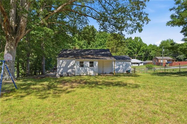 4015 Lexwin Avenue, Winston-salem, NC 27107