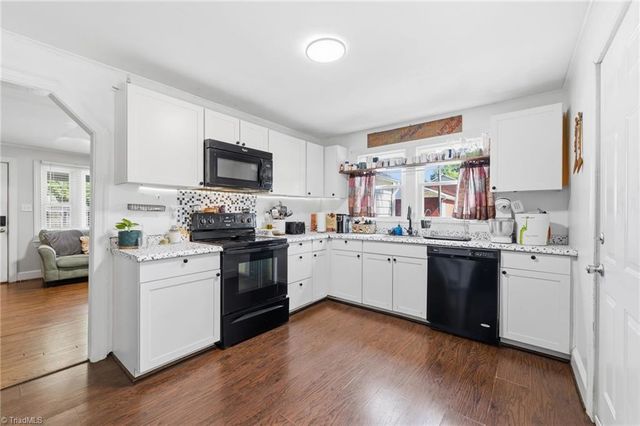 4015 Lexwin Avenue, Winston-salem, NC 27107