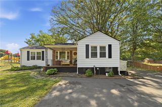 4015 Lexwin Avenue, Winston-salem, NC 27107