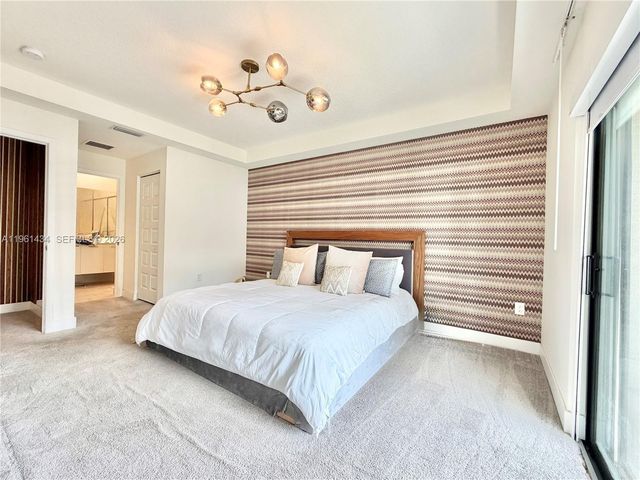 4861 NW 83rd Path 4861, Doral, FL 33166