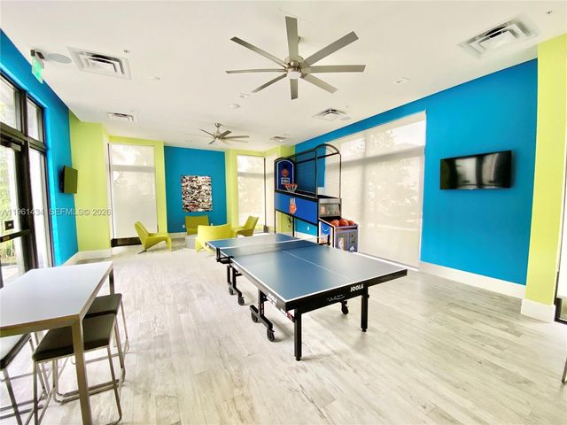 4861 NW 83rd Path 4861, Doral, FL 33166