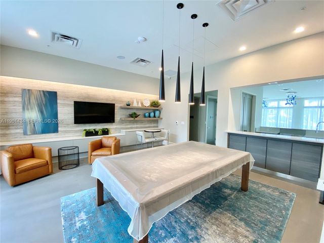 4861 NW 83rd Path 4861, Doral, FL 33166