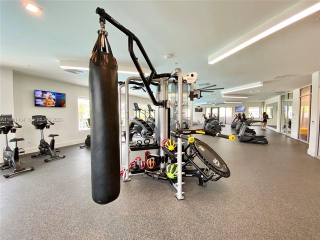 4861 NW 83rd Path 4861, Doral, FL 33166