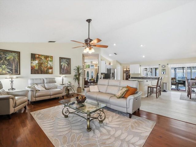 6512 STEEPLECHASE DRIVE, Tampa, FL 33625