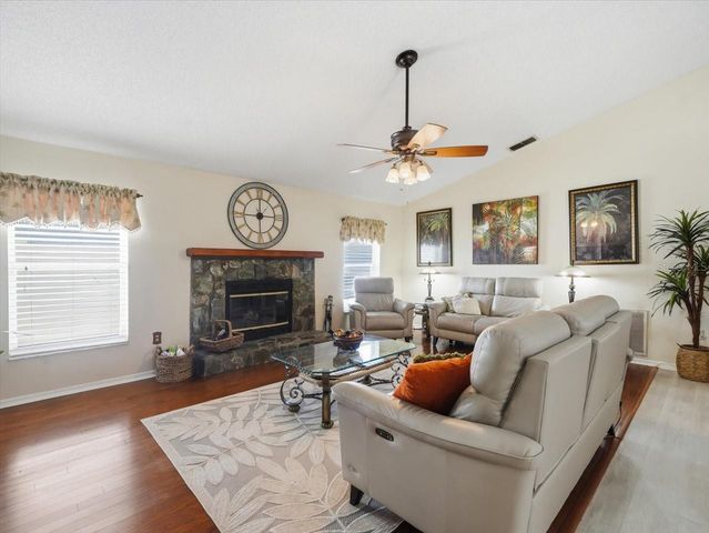 6512 STEEPLECHASE DRIVE, Tampa, FL 33625