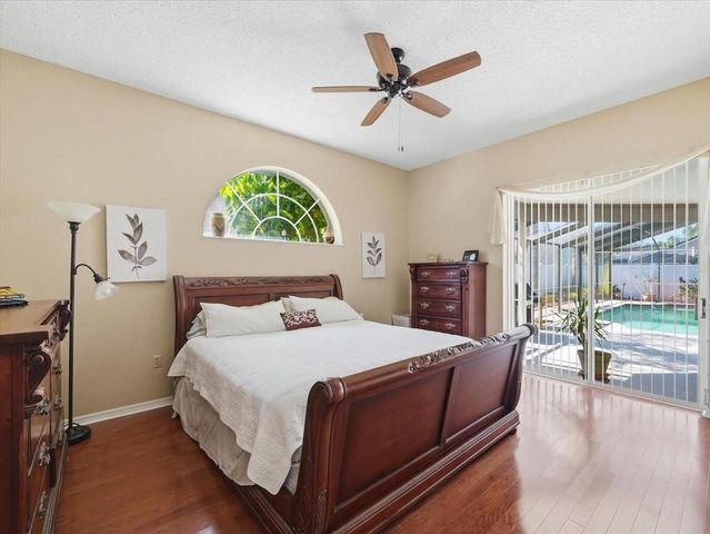 6512 STEEPLECHASE DRIVE, Tampa, FL 33625