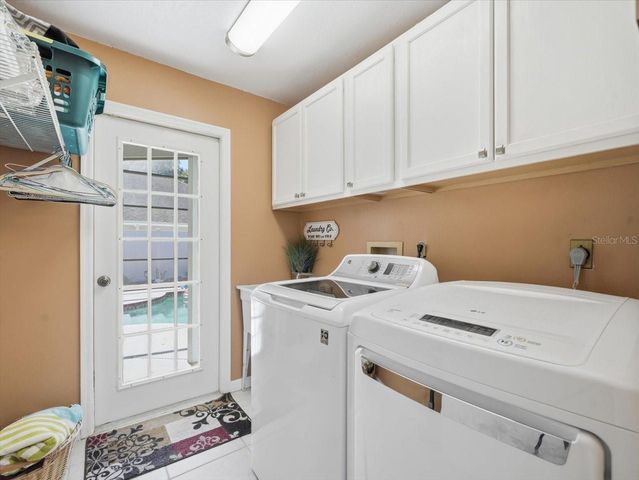 6512 STEEPLECHASE DRIVE, Tampa, FL 33625
