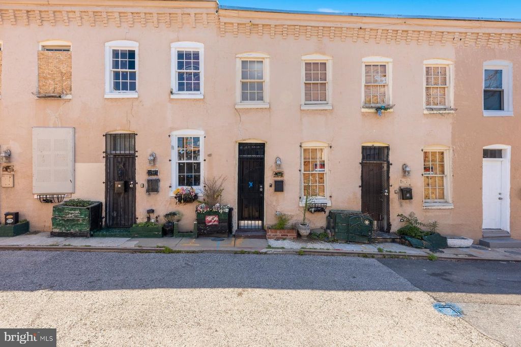 517 CALLENDER ST, Baltimore, MD 21230