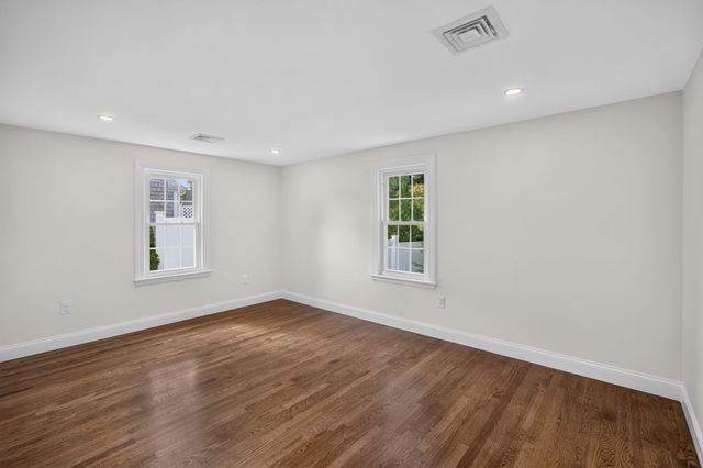 2 Par 3 Drive, Yarmouth, MA 02664