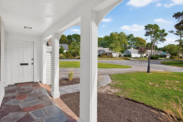 2 Par 3 Drive, Yarmouth, MA 02664