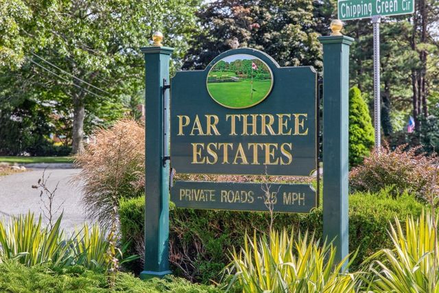 2 Par 3 Drive, Yarmouth, MA 02664