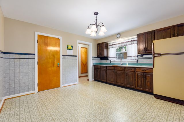 10 Faye Drive, Latonia, KY 41015