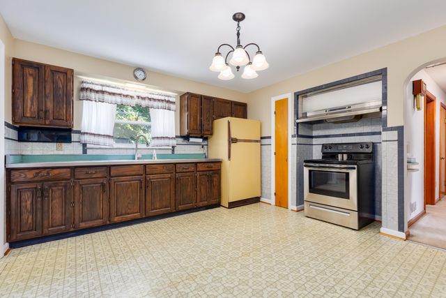 10 Faye Drive, Latonia, KY 41015